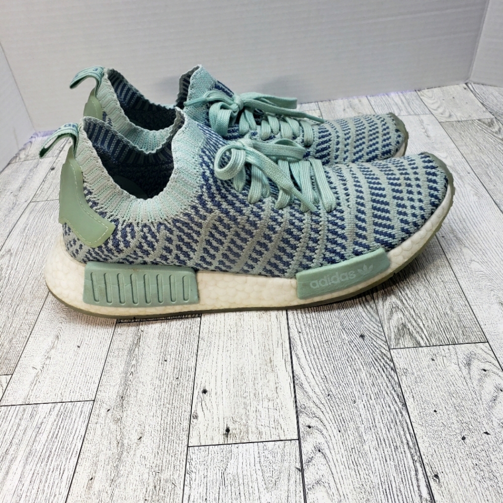 ADIDAS Boost Seafoam Green Slip On Active Shoes Womens Size 9